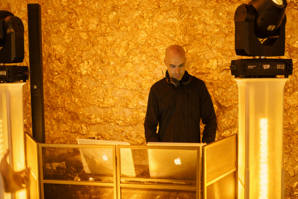 dj maps